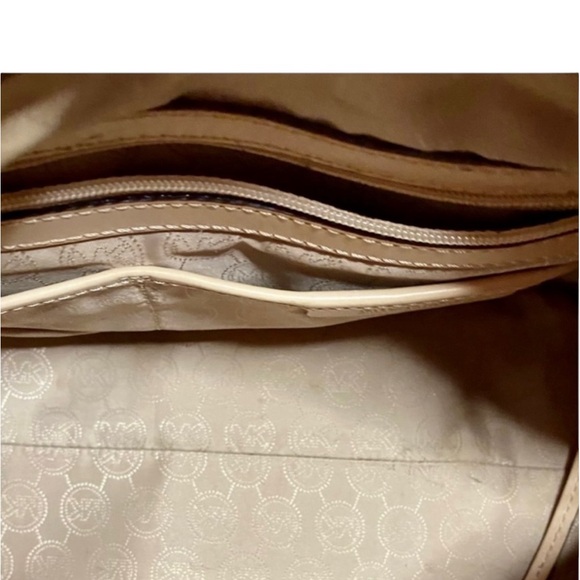 Michael Kors Grayson Signature Logo Handbag - Picture 7 of 8